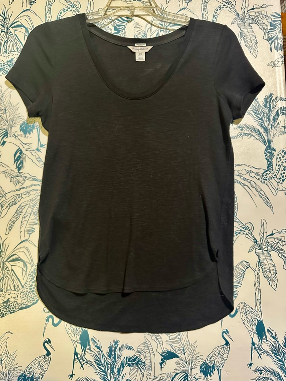 Tommy Bahama Black Scoop Neck Short Sleeve Tee